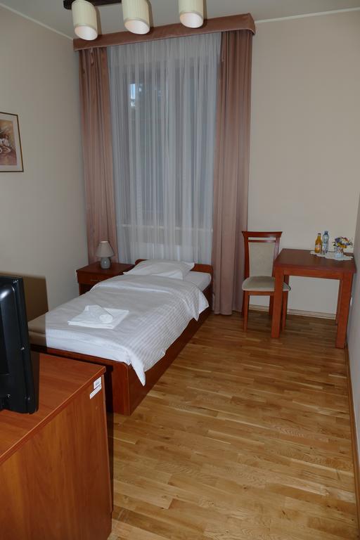 Ckm Centrum Konferencyjne Mazowsze Otrębusy Exterior foto