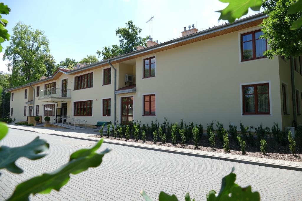 Ckm Centrum Konferencyjne Mazowsze Otrębusy Exterior foto